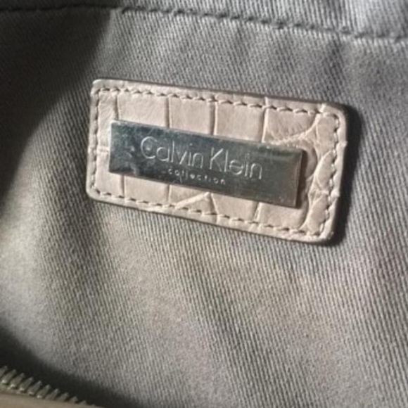 Calvin Klein Collection Crocodile Weekender - Picture 9 of 12